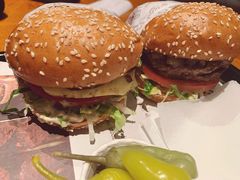 -The Habit Burger Grill 哈比特汉堡(复兴soho店)