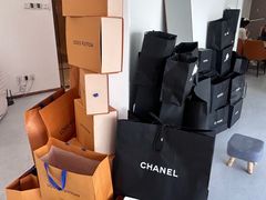 -聚云奢二手奢侈品黄金手表包包回收·中古店(三里屯总店)
