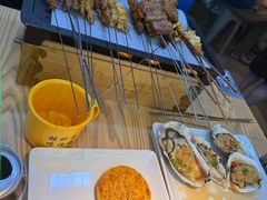 -喝丢一只鞋海鲜烧烤·海肠捞饭(东关街店)