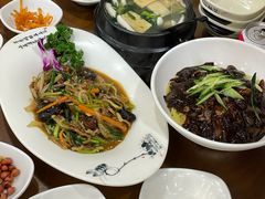 -贵宾庄炸酱面·韩式料理(高区店)