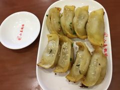 -小姜锅贴(凤凰街店)