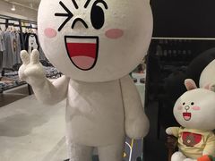 -LINE FRIENDS Garosu-gil Flagship Store