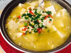 -三湘四水湖南特色餐厅(颐景公寓店)