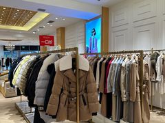 -百年港湾奥特莱斯(香炉礁店)