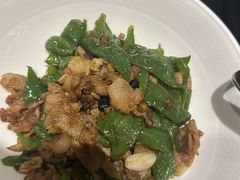 -鱼鲜饭香·招牌汽锅剁椒鱼头王