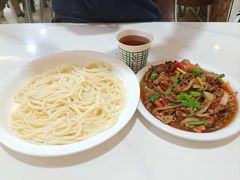 -托克逊老四号餐厅