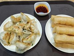 -三好食堂(煎饺·馄饨·肉饼米线·盛世广场店)