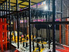 -嗨翻Hi-Fun竞技主题乐园·蹦床亲子生日轰趴(国光1937店)