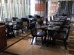 -大中华希尔顿酒店-念自助餐·嗨啤·小龙虾