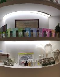 -倩极·精研痘敏肌管理