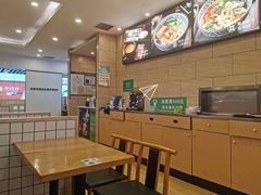 -蒙自源米线大王(信利城市广场店)