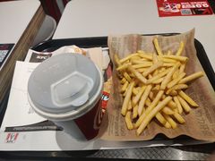 -肯德基(嘉善路地铁站店)