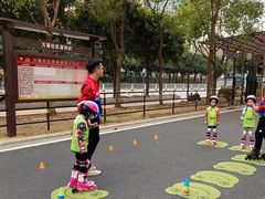 -悦动体能篮球羽毛球网球(三里河店)