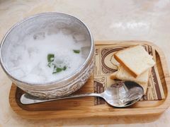 -啰啰冰屋(景洪总店)