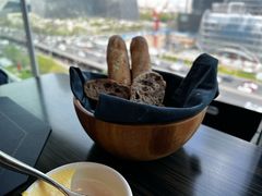 -福楼毕斯罗F Bistronome(国贸商城约会地标景观店)