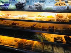 -万记麻辣烫国展总店