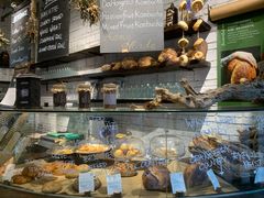 面包甜点陈列柜-O'mills Sourdough Bakery&Bistro(永嘉路店)