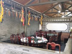 露天位-四方小吃·白族庭院餐厅