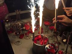 -蓝尊量贩(黄河路店)