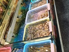 餐具摆设-鑫悦楼煎蟹·16年海鲜大排档