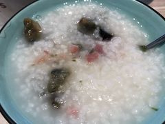 -必胜客(证大大拇指店)