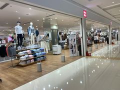 -优衣库(郑州丹尼斯大卫城店)