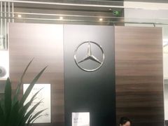 -奔驰上海利星(七宝店)