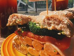 -Catch Bagel(芳草地店)