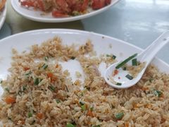 -红月湾海鲜饭店•沙滩海景(双月湾店)