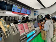 -沪上阿姨·臻选茶饮(上海环球港店)