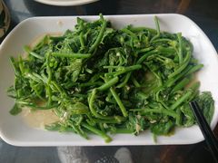 -乡村小榭饭店