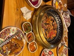 -汉江山料理级自助烤肉黑金冠(周口好吃城店)