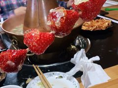 -果松木炭酸菜铜火锅·外婆参鸡汤