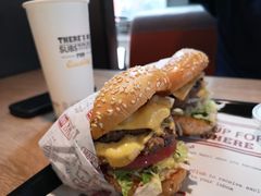 -The Habit Burger Grill 哈比特汉堡(复兴soho店)
