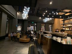 大堂-星巴克(迪士尼小镇店)
