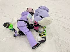 -乔波室内滑雪场