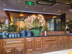 -八府香鸭·啫啫煲(华山路店)