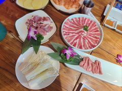 -小花花炭火烤肉·十五年延吉风味(左家庄店)
