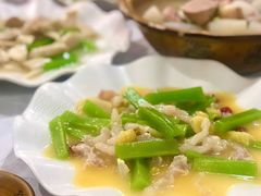 泡椒猪蹄筋-明升萝卜汤