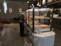 面包甜点陈列柜-奈雪的茶(中粮祥云小镇店)