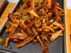 五花肉炒八爪鱼-延松朝鲜族料理