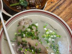 -老方桌烂蹄花川菜馆(九龙坡店)