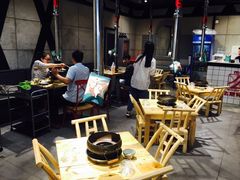 大堂-么肆烤肉·中式自助·烤肉大排档(街道口季佳PAI店)