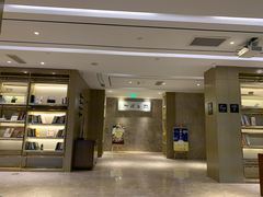 -杭州西湖湖滨银泰亚朵酒店