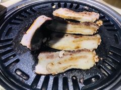 -唯成•韩国炭火烤肉 유성고기