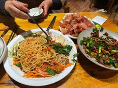 -老滇山寨•云南特色菜•地方菜•民族风情歌舞表演(金碧店)