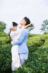 -现代经典婚纱摄影