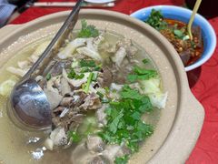 -冯烫烫跷脚牛肉·川菜小馆(武胜西街店)