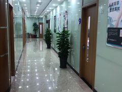 -茂菊口腔连锁(浦东南路店)