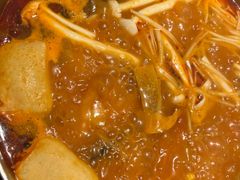 -尚尚仙·酸汤猪手·猪肚鸡火锅(华联万柳购物中心店)